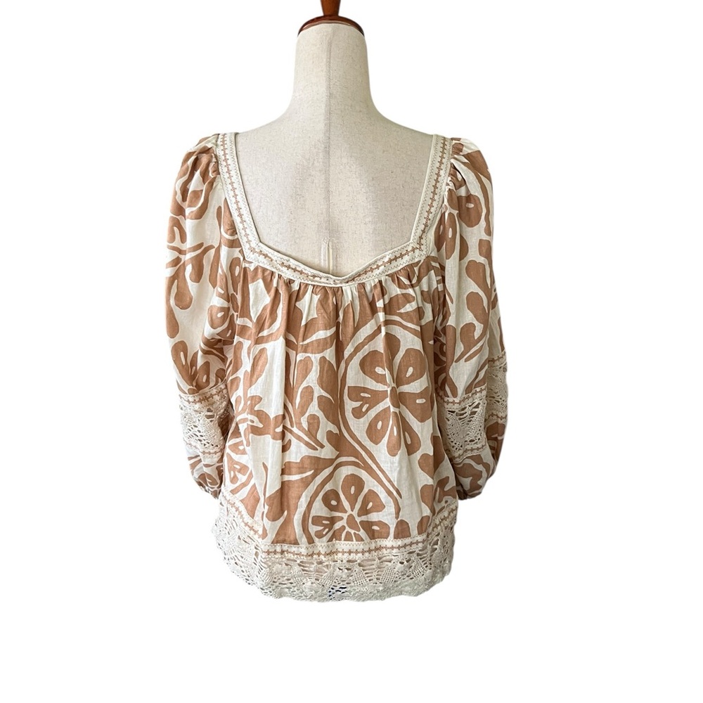 Christian Siriano Cream and Tan Floral Crochet Peasant Top - Picture 4 of 10